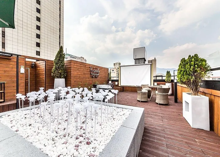 Daniel Campanella Hotel 2*