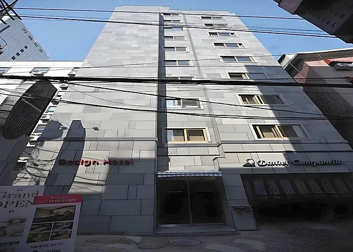 Daniel Campanella Seoul