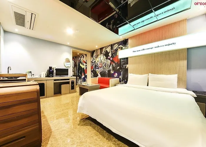 Daniel Campanella Hotel